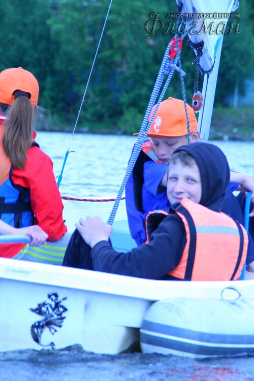 Фоторепортаж с парусной практики флотилии Флагман, прошедшей в июне 2017 года.